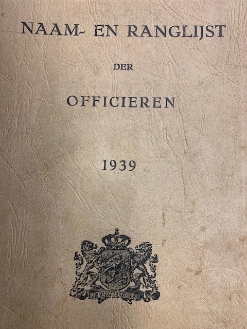Naam- en ranglijst der officieren en reserve-officieren van het Koninklijke Nederlandsche Leger en van officieren van het Koninklijk Nederlandsch-Indische leger. 1939. Honderd en achtste jaargang.