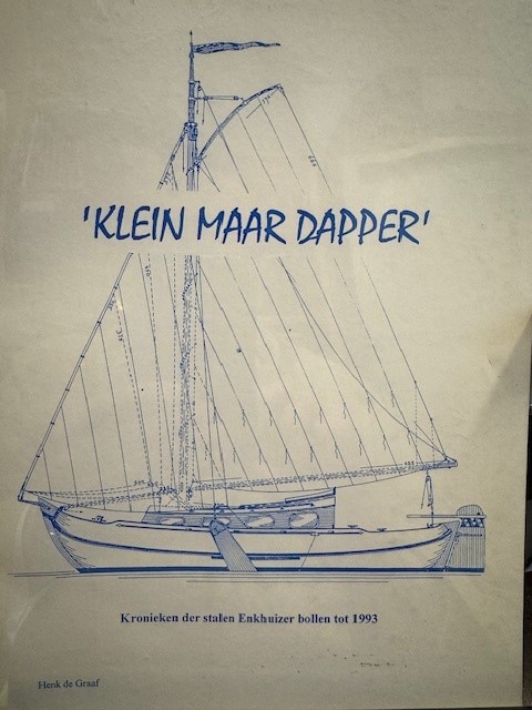 GRAAF, H. DE, Klein maar dapper Kronieken der stalen Enkhuizer Bollen tot 1993.